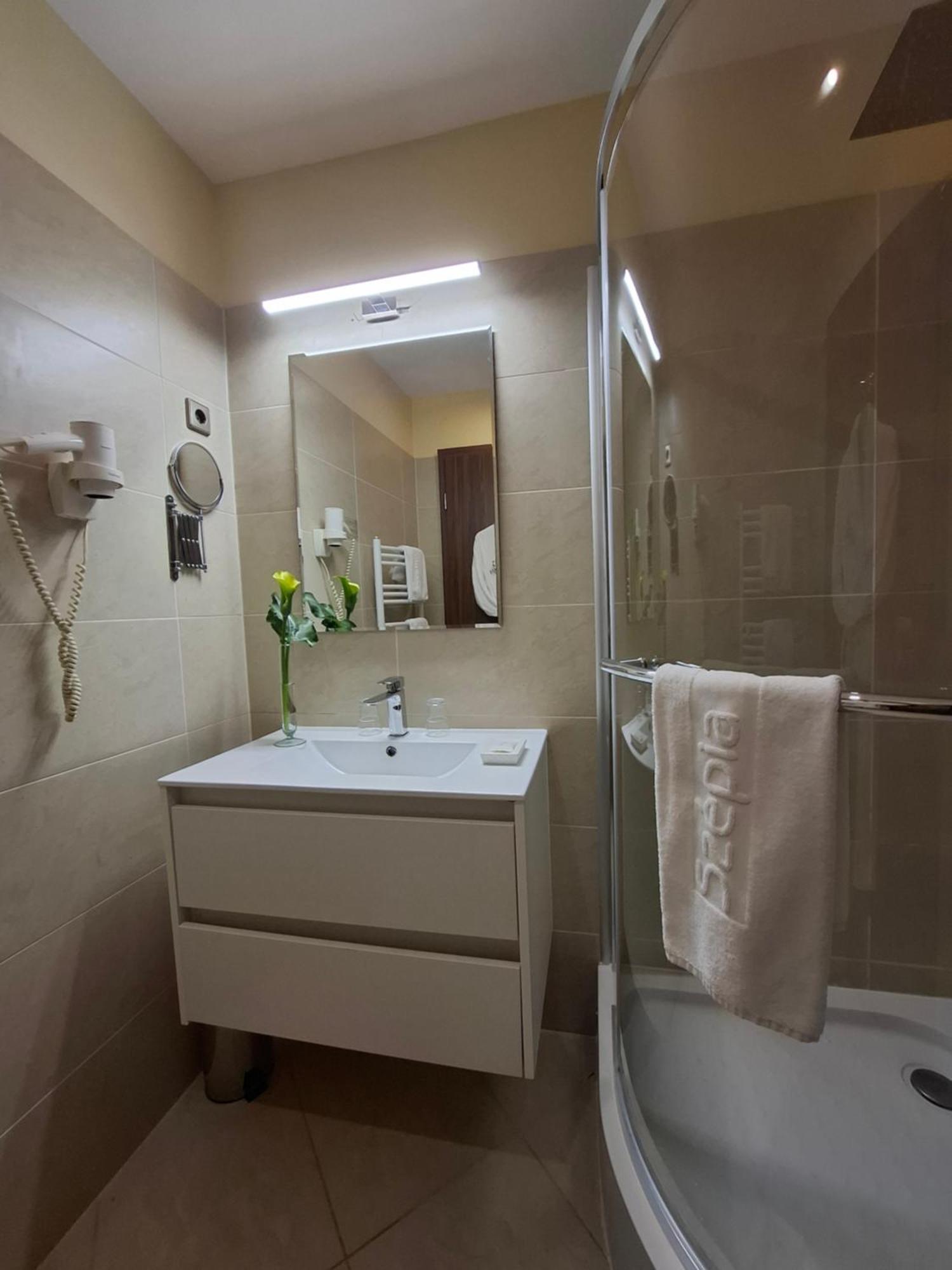 Szepia Bio And Art Hotel Zsámbék Екстериор снимка